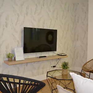 Acogedor Apartamento Junto Al Museo Picasso , Malaga Spain